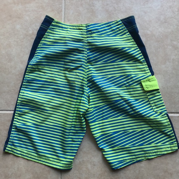 Puma Boys Swim Trunks - Picture 3 of 6